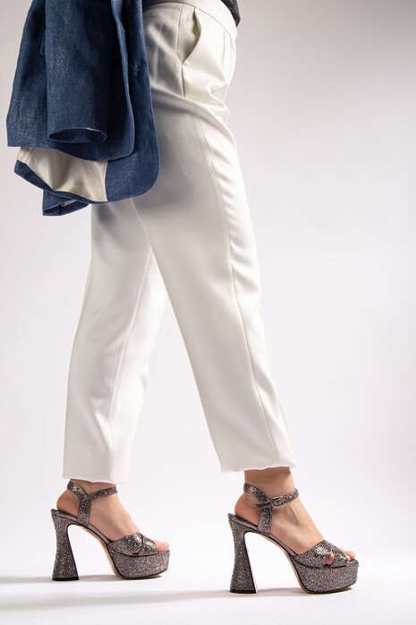 Camelia Women's Platform...