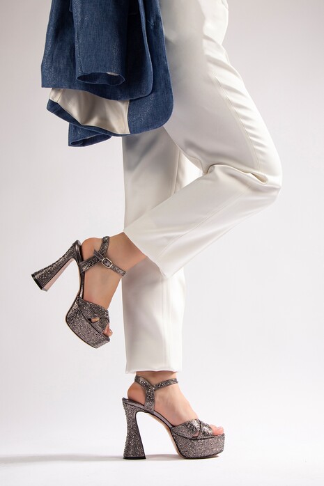 Camelia Kadın Platform... 2