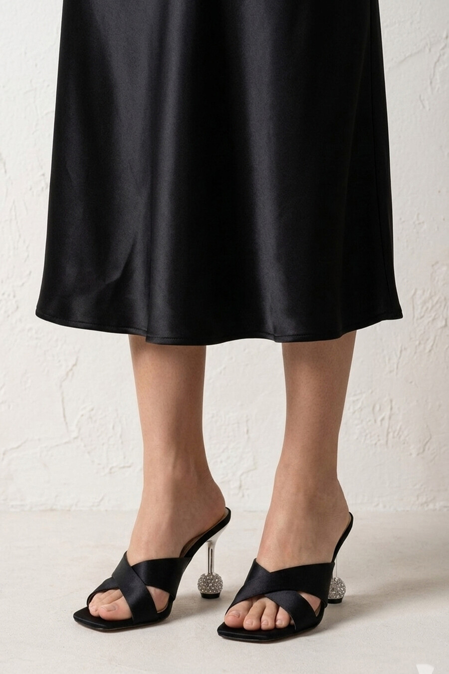 Sindirella Black Satin Heeled Mule