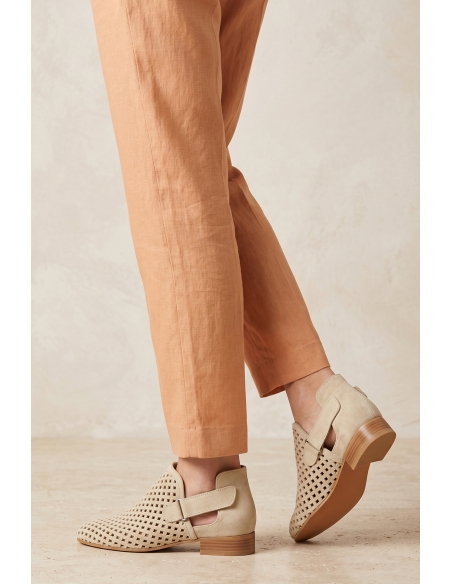 Darlene Genuine Leather Women’s Daily Shoes Beige